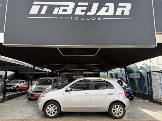 NISSAN MARCH 1.0 SV 12V FLEX 4P MANUAL NISSAN MARCH 1.0 SV 12V FLEX 4P MANUAL